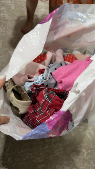 Продам пакет вещей на девочку