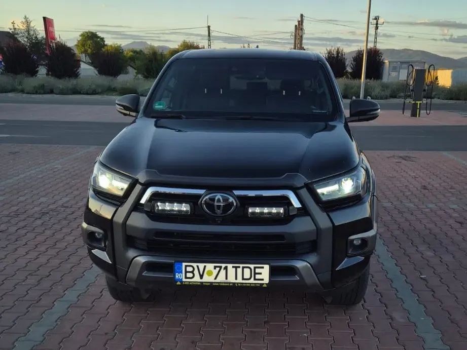 Toyota Hilux