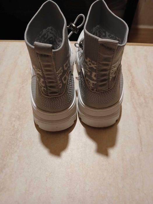 Дамски обувки пролет есен