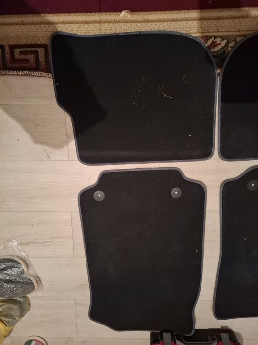 Оригинал полик от ауди а6 с4