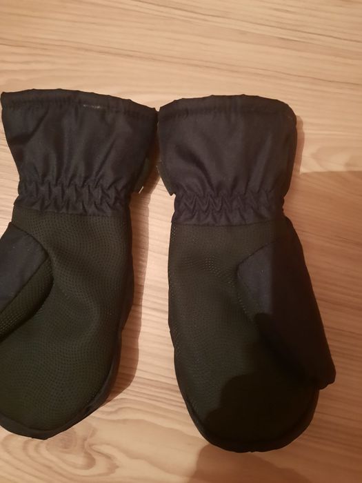 Vand manusi de iarna wedze