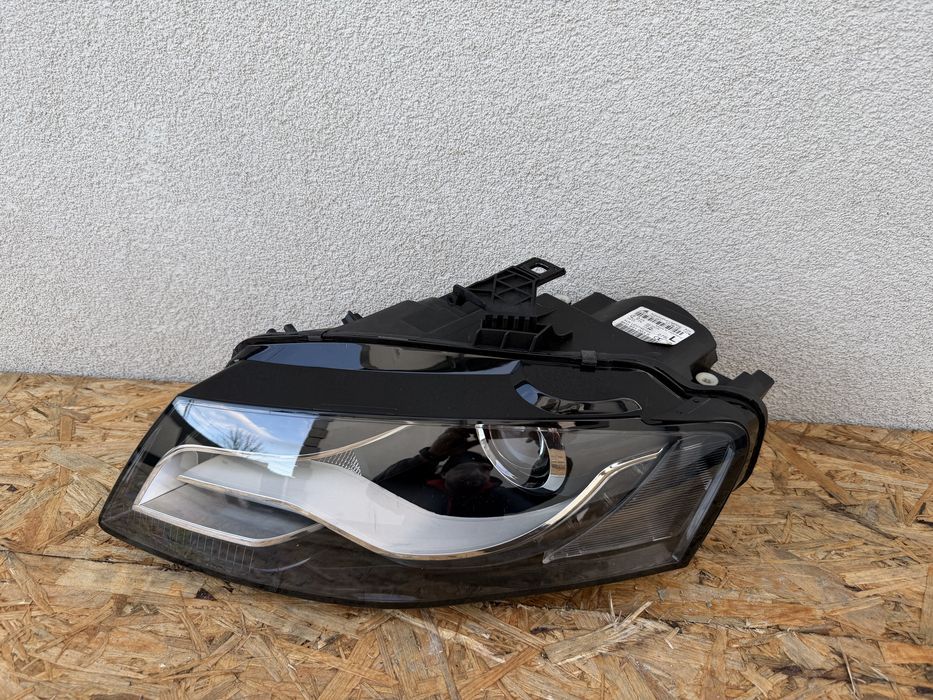 Far stanga Audi A4 B8 8K Non FL 2008-2012 Xenon Adaptiv + LED Original