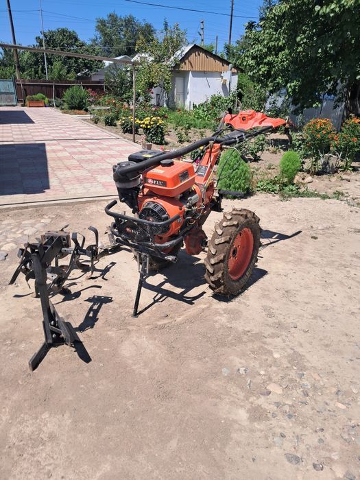 Мотоблок пит аиырбас обмен.15л.с