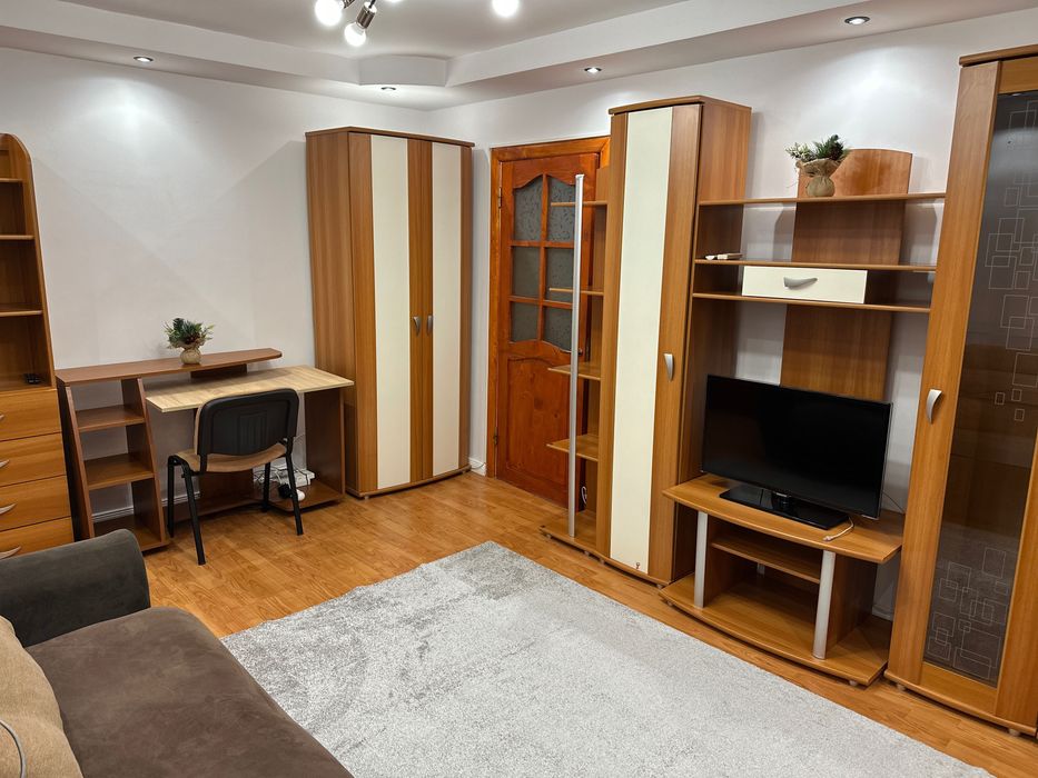 Apartament de inchiriat