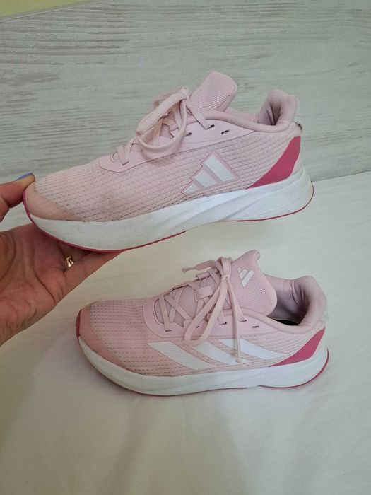 Маратонки адидас/adidas