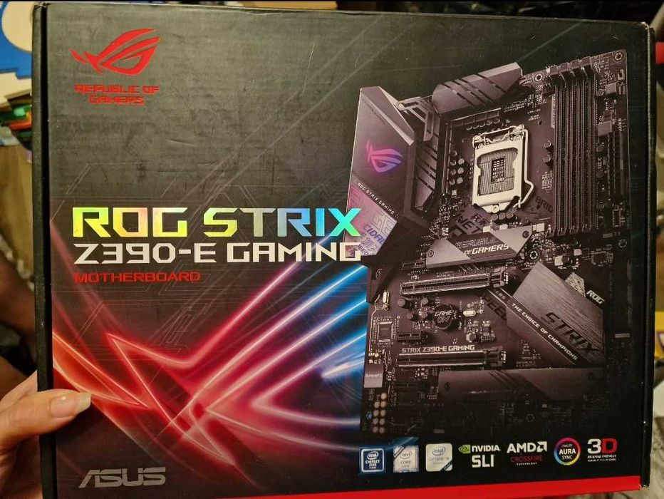 Vand pachet gaming placa de baza z390E + procesor i9-9900