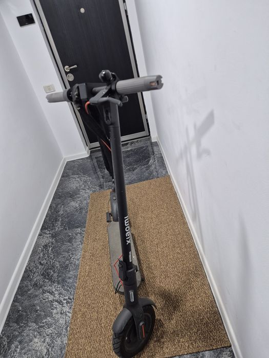 Trotineta electrica Xiaomi 4 pro