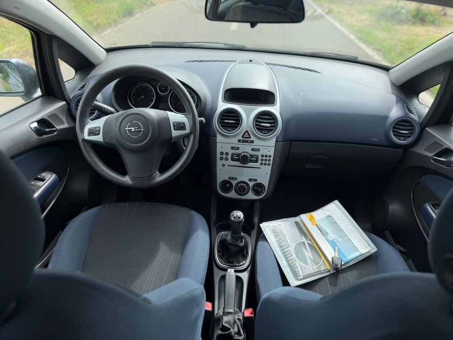 Opel Corsa - 1.0 Benzina - An 2009