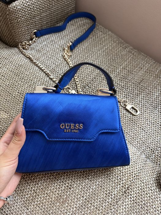 Оригинална чанта Guess