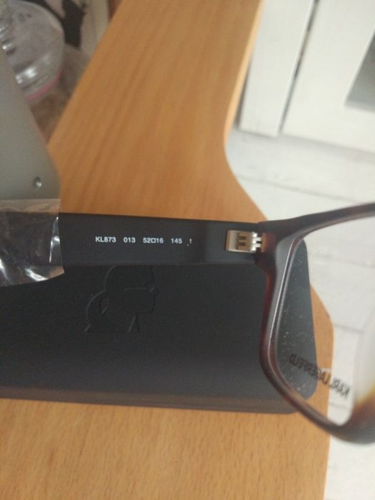 Очила Karl Lagerfeld