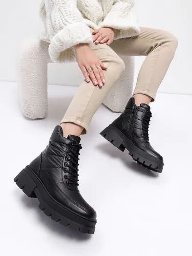 Новые теплые сапоги ботинки Betsy