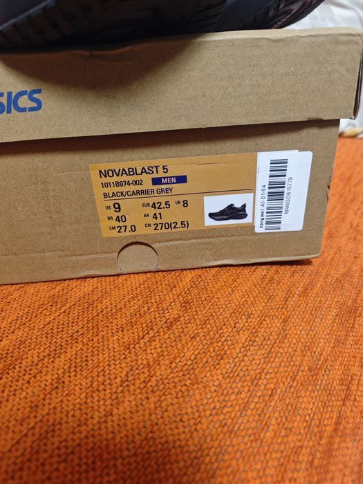 Asics NovaBlast 5 42/ 42.5 Нови! Топ модел за бягане !