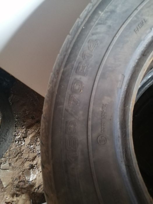 Продам комплект летней резины на 14