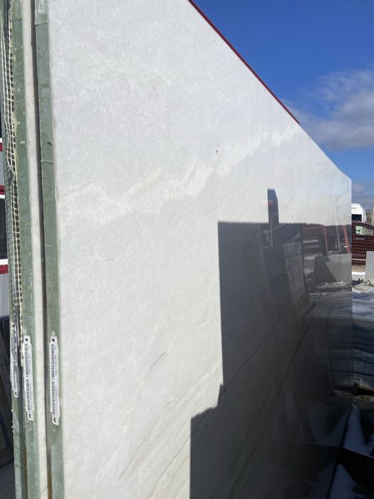 Кварцит Олив, Мустанг, Даймънд Уайт