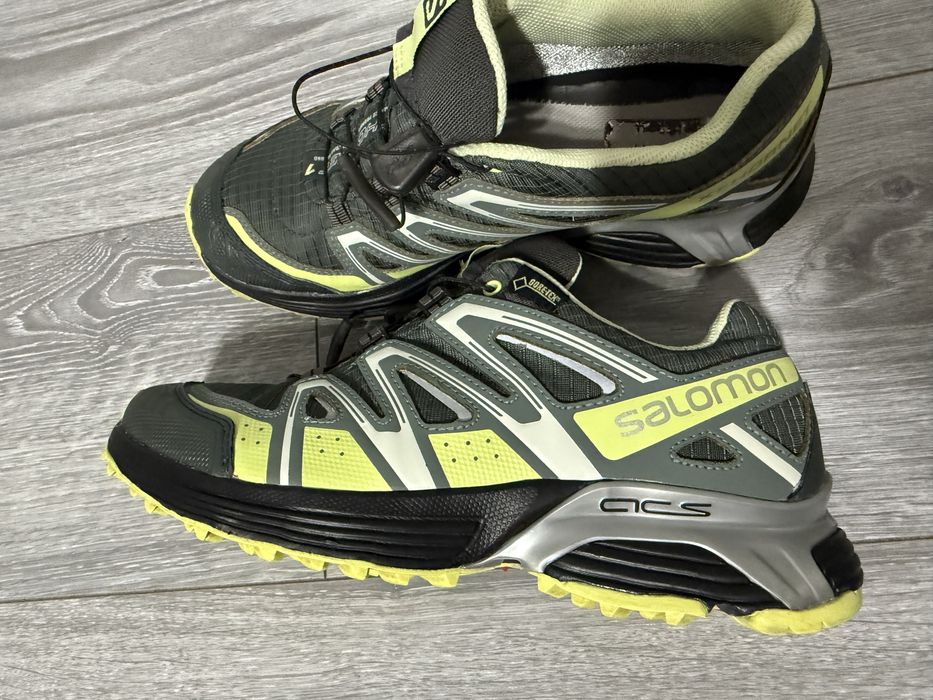 Adidas Salomon dama 38 2/3 impecabili