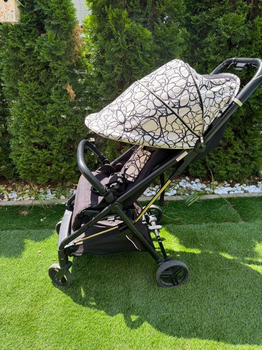 Бебешка количка Peg Perego Selfie + чанта за количка Borda Graphic Gold