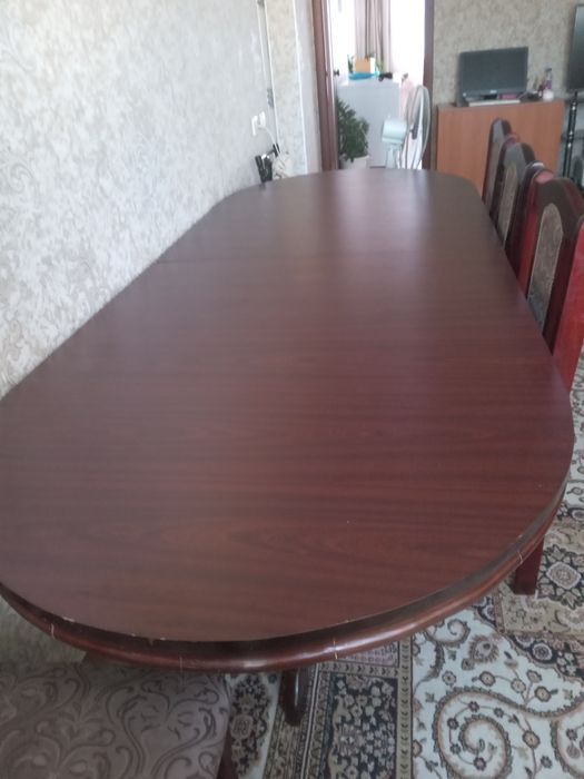 Продам большой раздвижной  стол