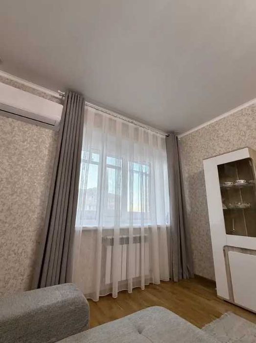 1 комнатная по куанышева