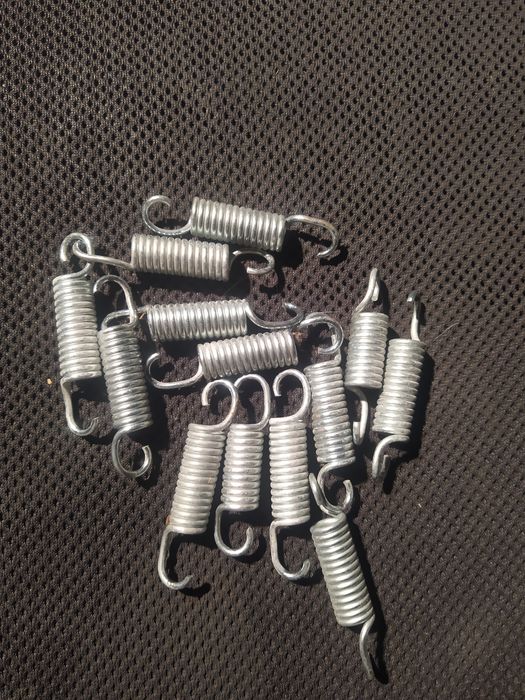 Пружины на двери