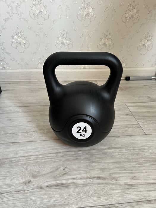 Продам Гиря 24 киллограмм состояние новое