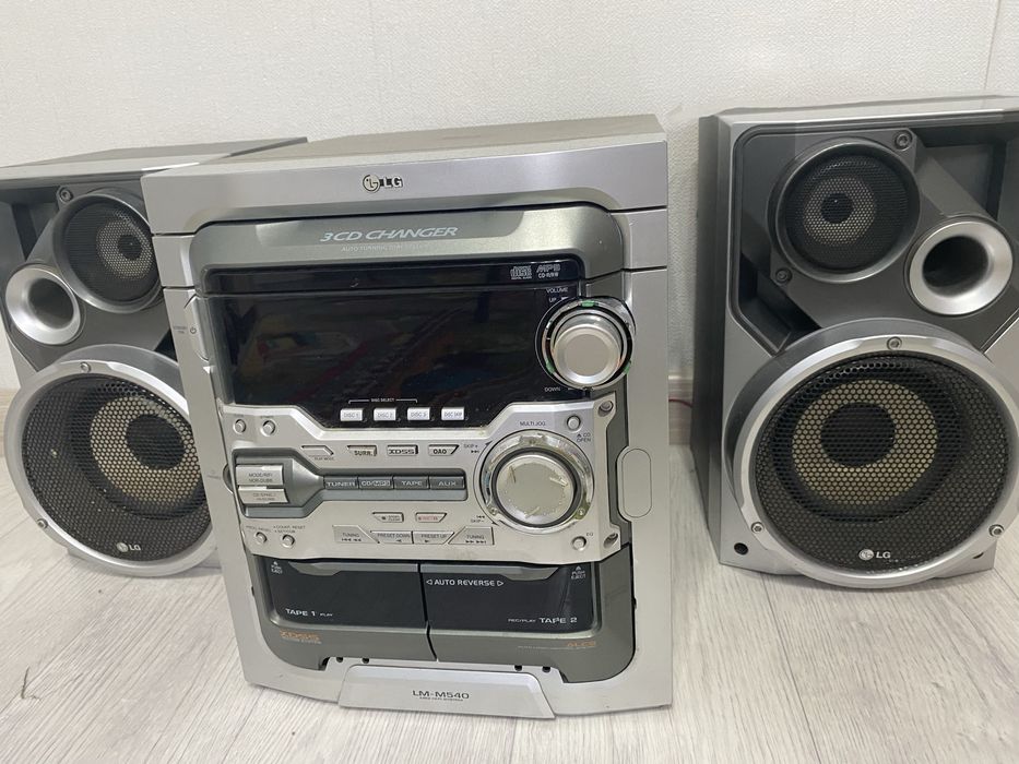 Музыкальный центр