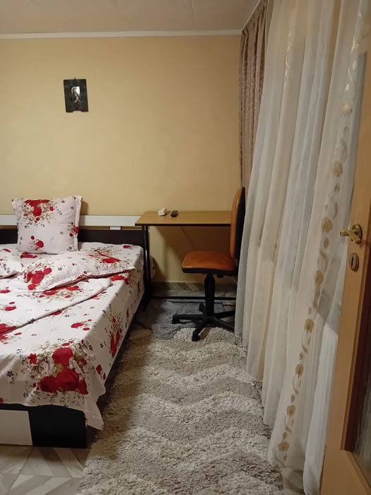 Închiriez cameră , cazare Constanta City