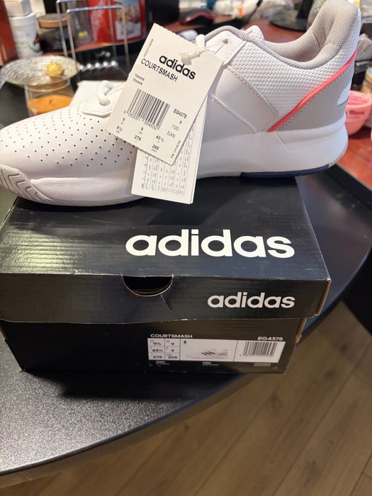 Маратонки  ADIDAS  43 1/3