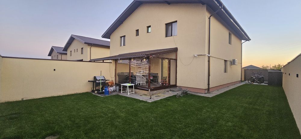 Inchideri terase, foisoare si balcoane cu folie de 0.8 mm