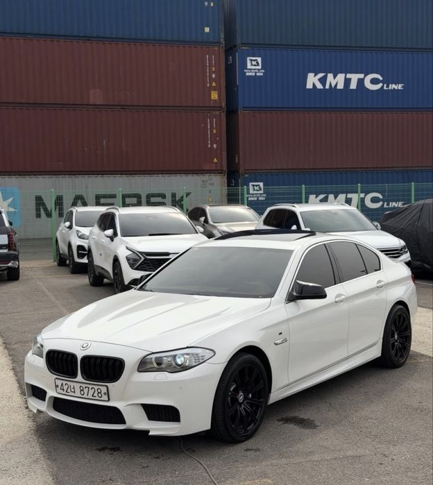 BMW 528i 2010 года