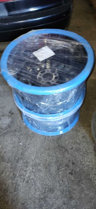 Voltec Barracuda - 18 X 10JJ
4 броя комплект