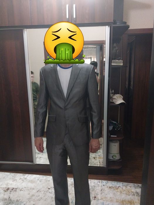 Продам мужские костюмы пиджаки недорого