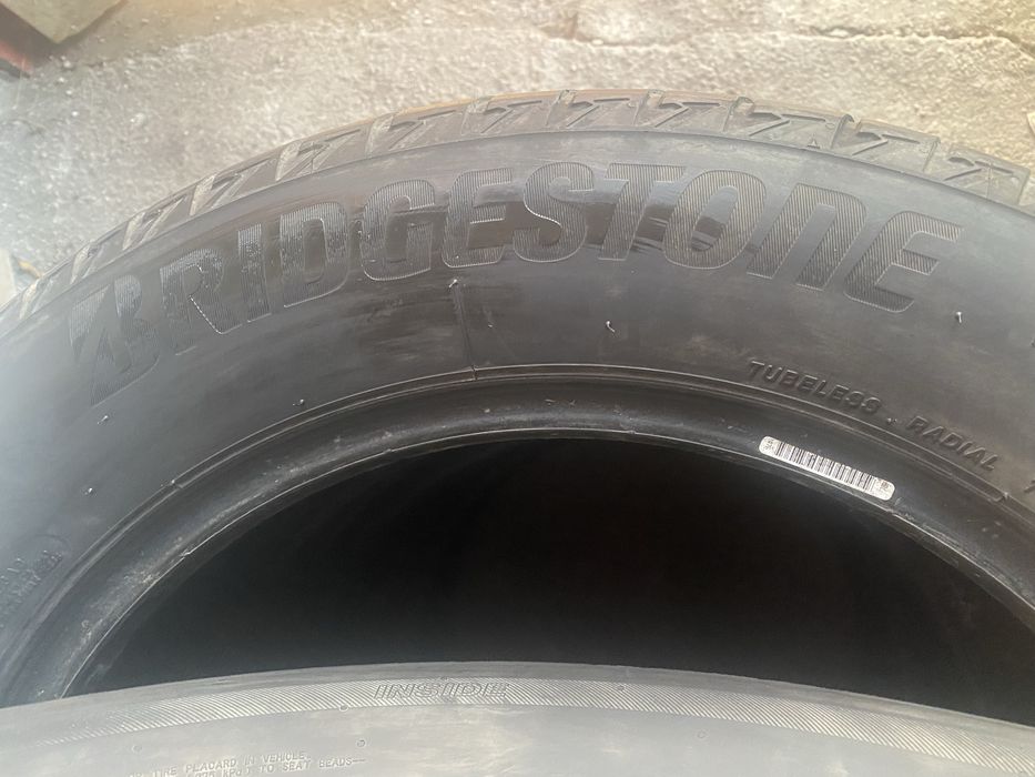 Anvelope vara Brigestone 235 55 17 dot 2023 folosite 3 sezoane
