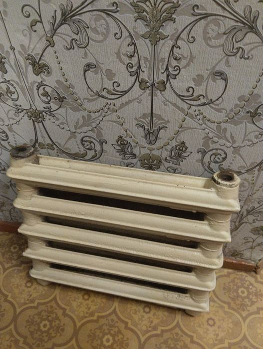 Батарея чугунная, 5 секций