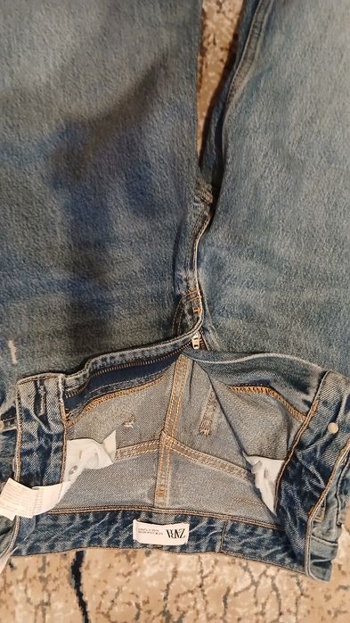 Blugi damă de la ZARA