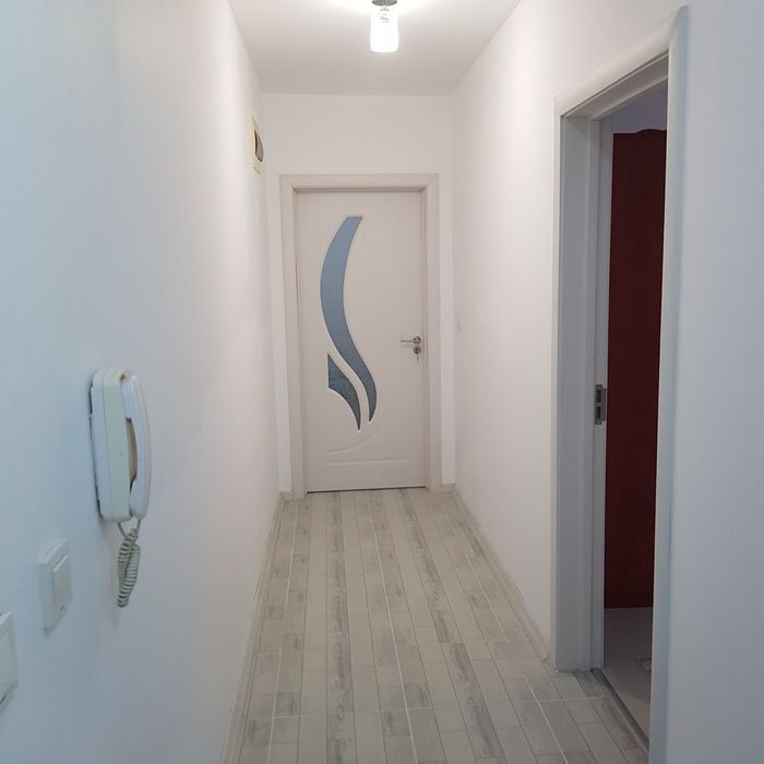 Дава се под наем Тристаен апартамент в Хасково, Бадема - 100 кв.м за 280.5 € - Снимка #2