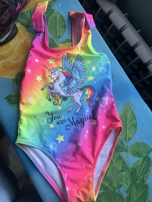 Продам детский купальник 2-4 года