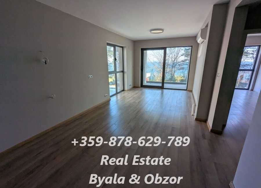 Продава се Тристаен апартамент в Обзор - 95 кв.м за 872 €/кв.м - Снимка #1