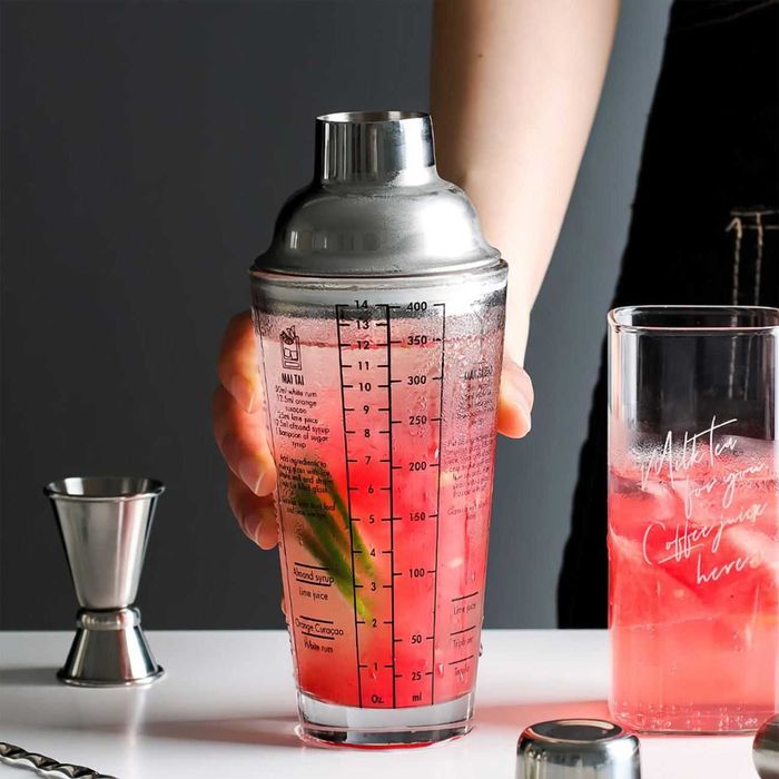 Cocktail Shaker din sticla 450ml cu capac din inox si retete imprimate