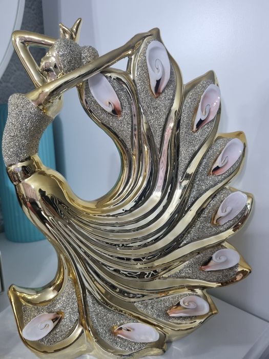 Очень красивый сувенир