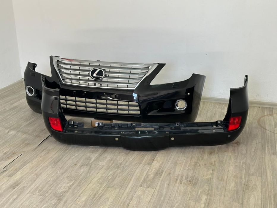 Бампер Lexus570
