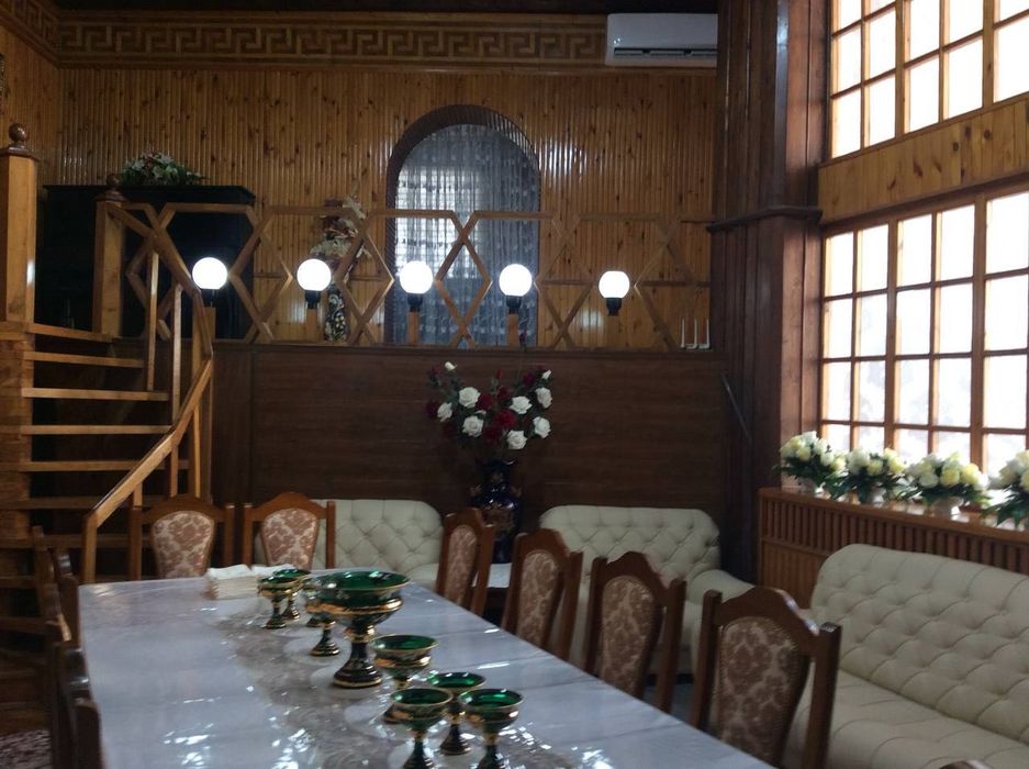 Продам дом Метро Шахристан 4 сотки 7 комнаты, фасад 20 метр