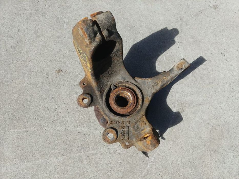 fuzeta dreapta fata ford c-max 1.6 tdci 3m51-3k170