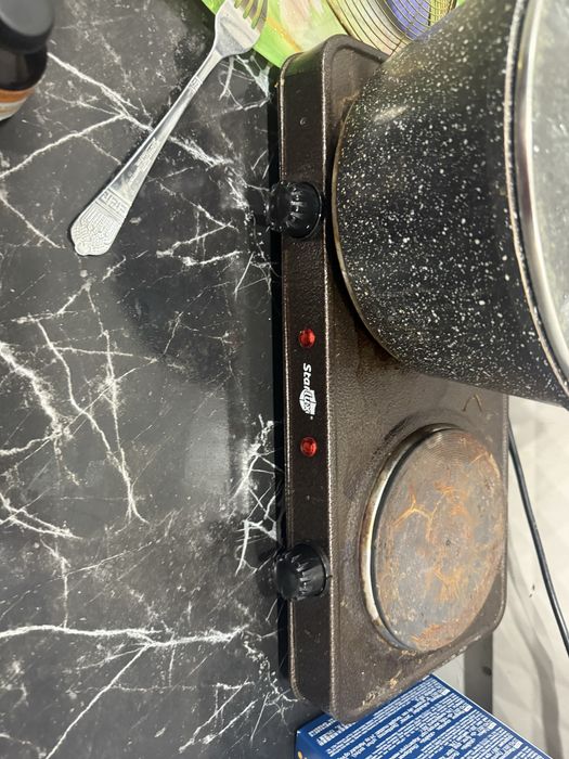 Чайник,казаны,подставка,соковыжим