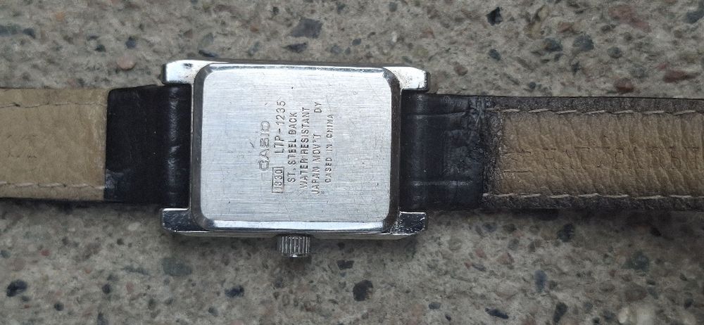 Часы Casio LTP-1236