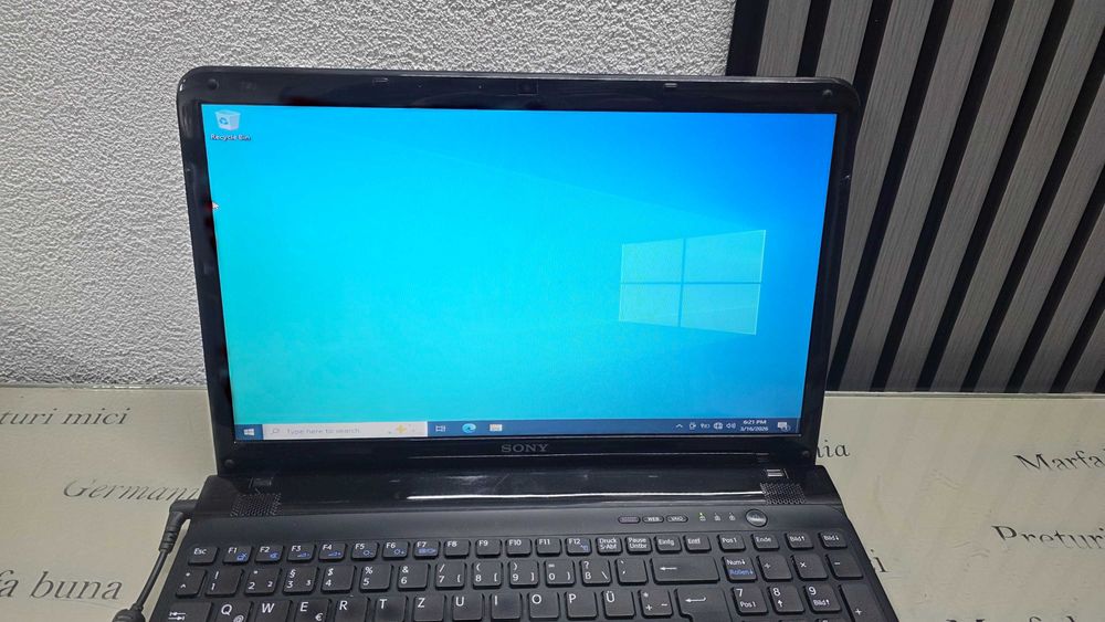 Laptop core i3 - Sony Vaio SVE151 G17 - functional - instalat