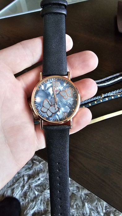 Set ceasuri de damă