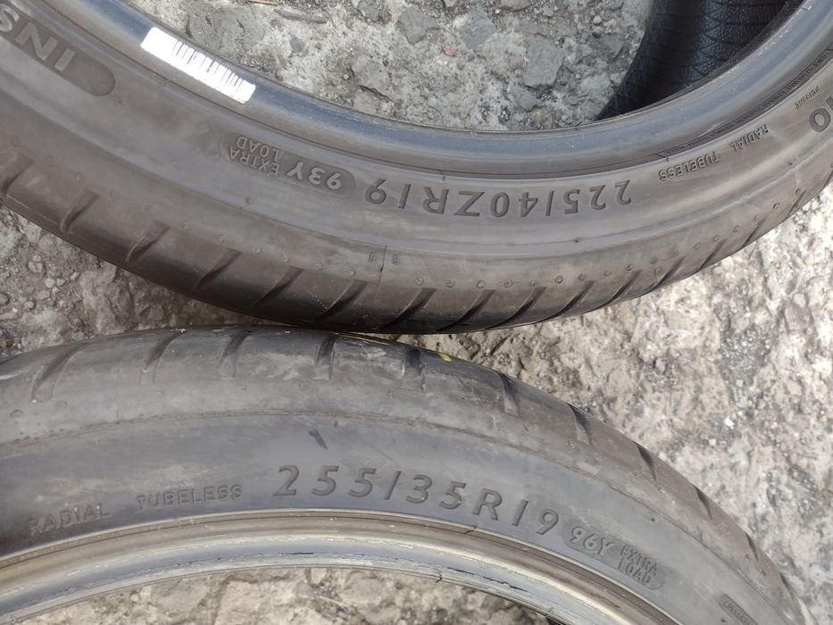 Перфектни 255/35/19+225/40/19 Dunlop MO dot4221