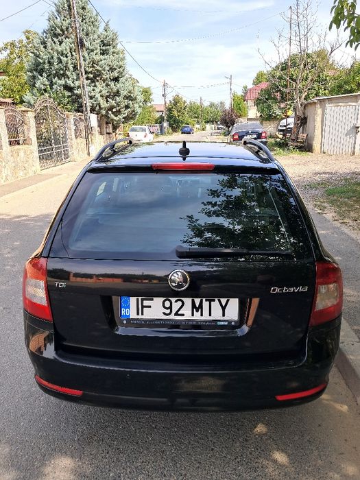 SKODA Octavia 2012 — imagine 2
