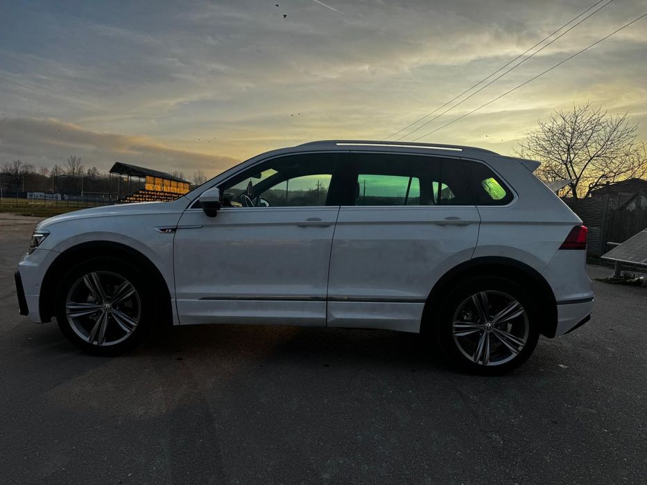 Tiguan R Line interior exterior