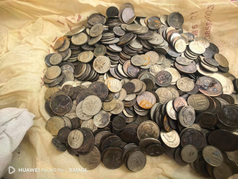 Продаётся СССР монеты